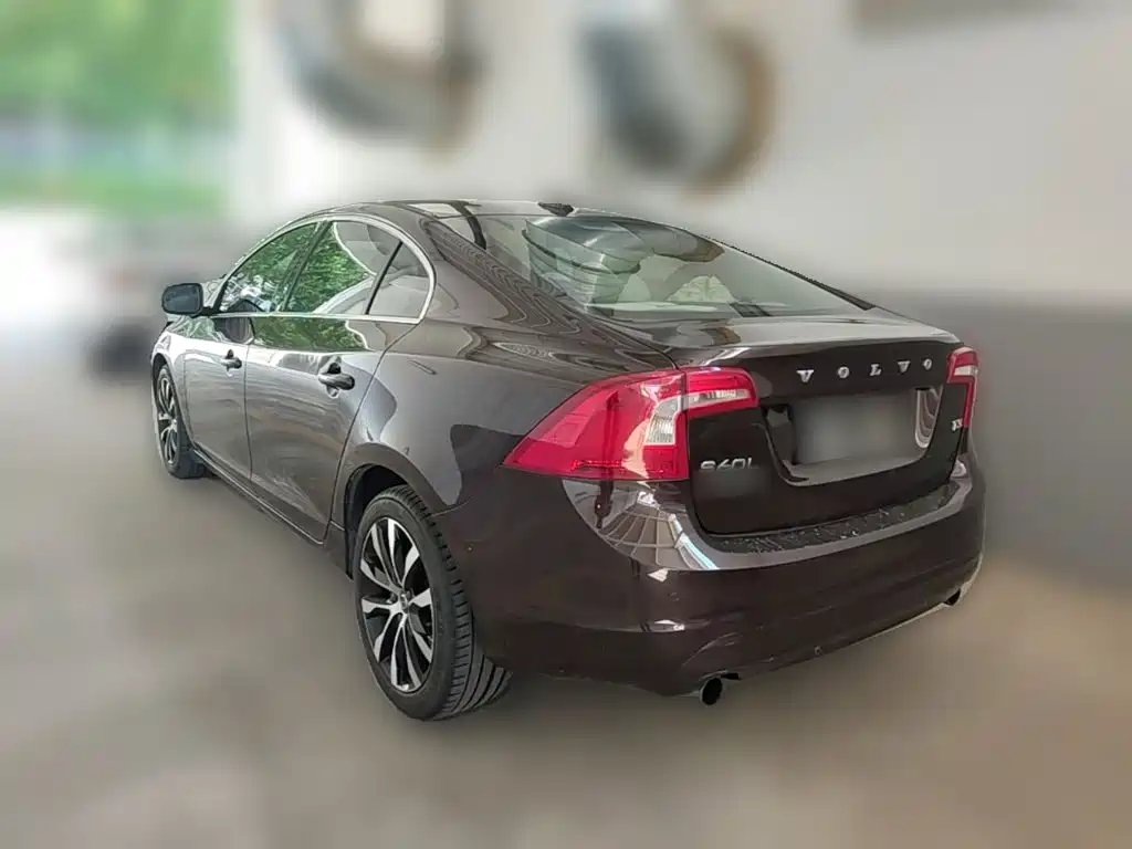 Volvo S60 — миниатюра 7