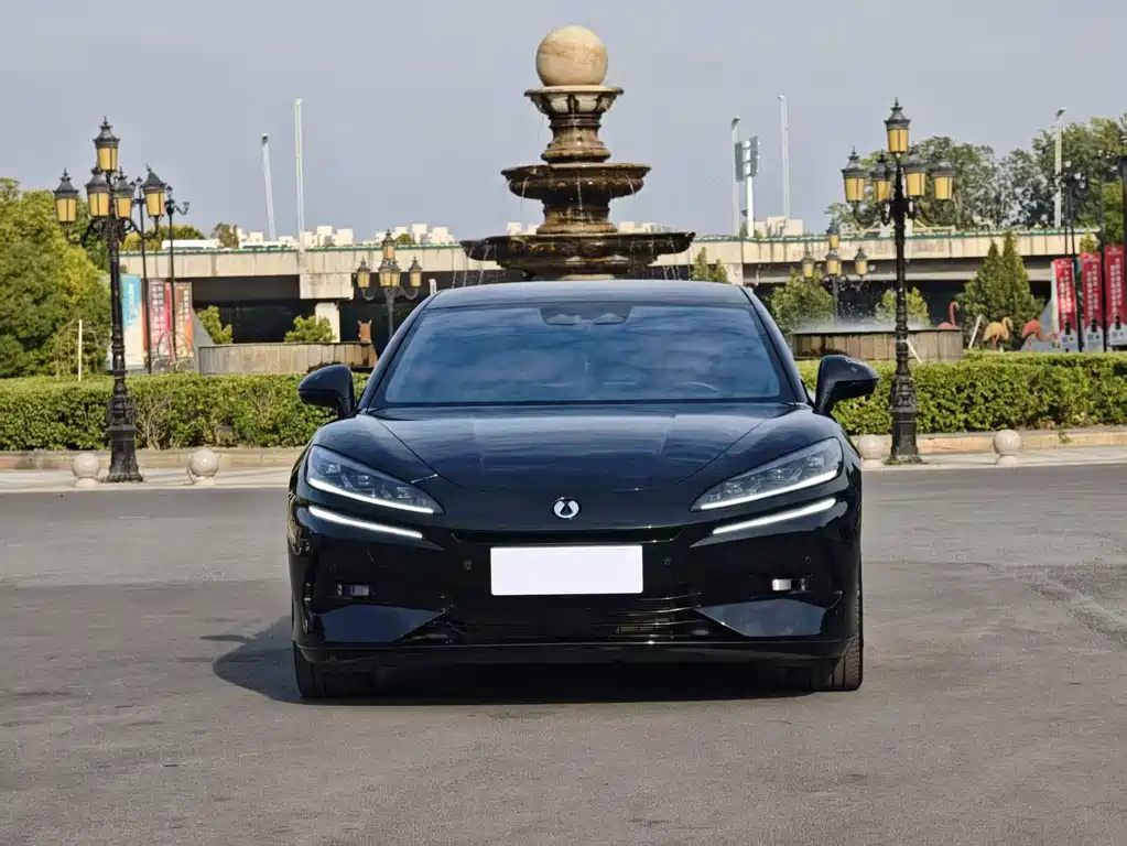 Denza Denza Z9GT — миниатюра 2