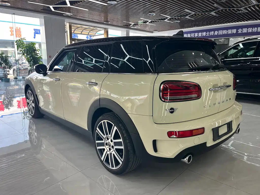 MINI Mini Clubman — миниатюра 4