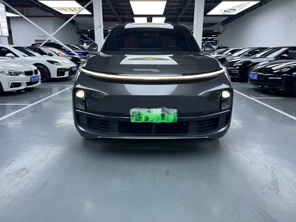 Li Auto L8 2023 Pro