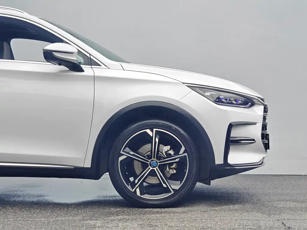 BYD Tang New Energy — миниатюра 9