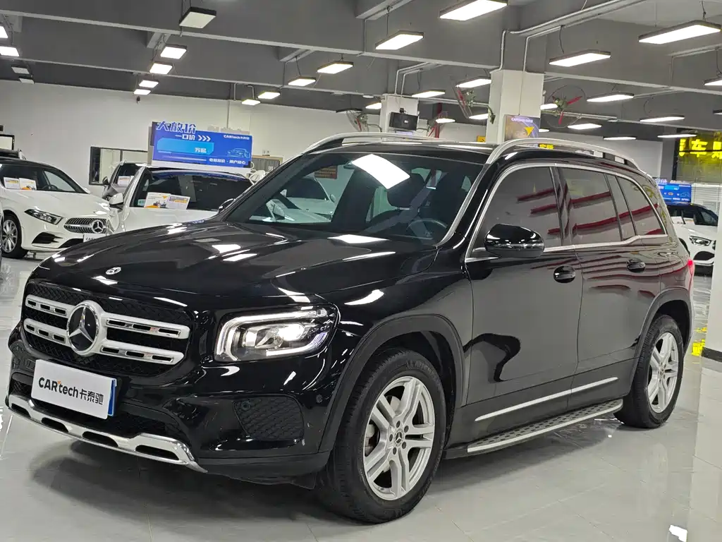 Купить Mercedes-Benz GLB