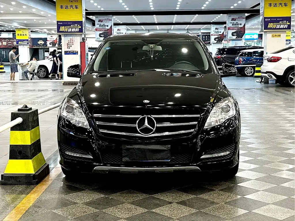 Mercedes-Benz R-Class — миниатюра 2