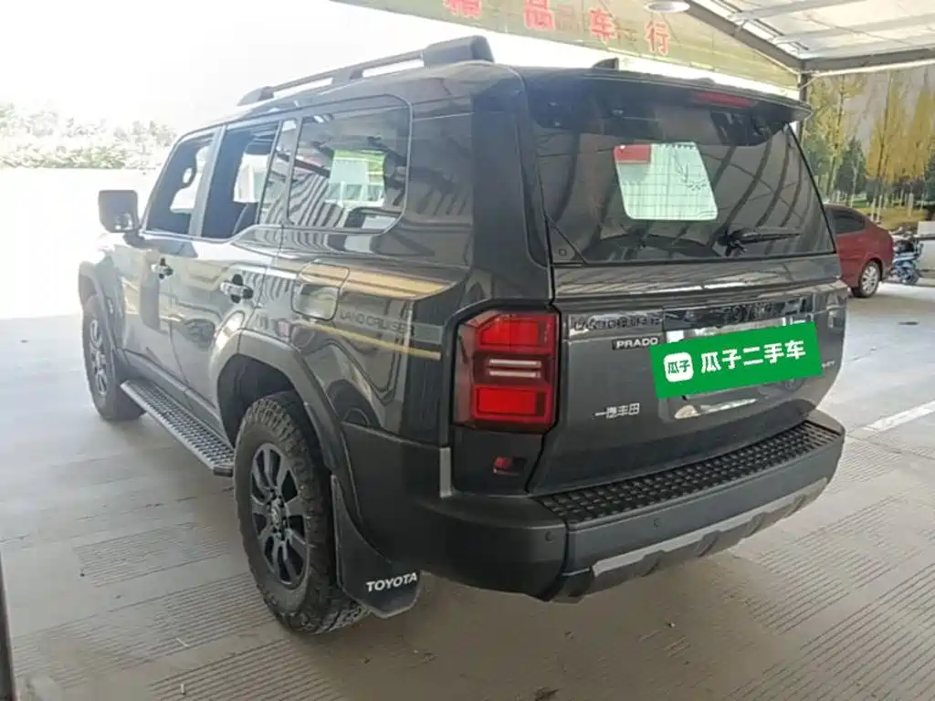 Toyota Land Cruiser Prado 2024 2.4T WX 6 мест
