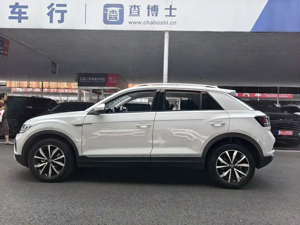 Volkswagen T-Roc — миниатюра 5