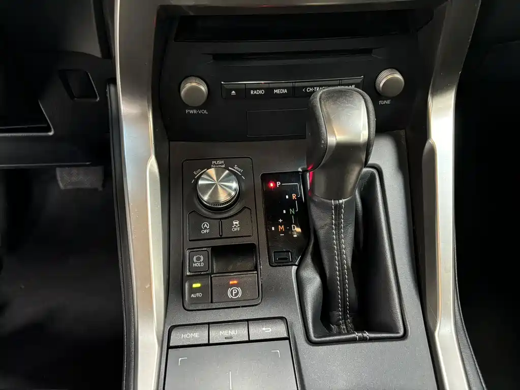 Lexus NX — миниатюра 18