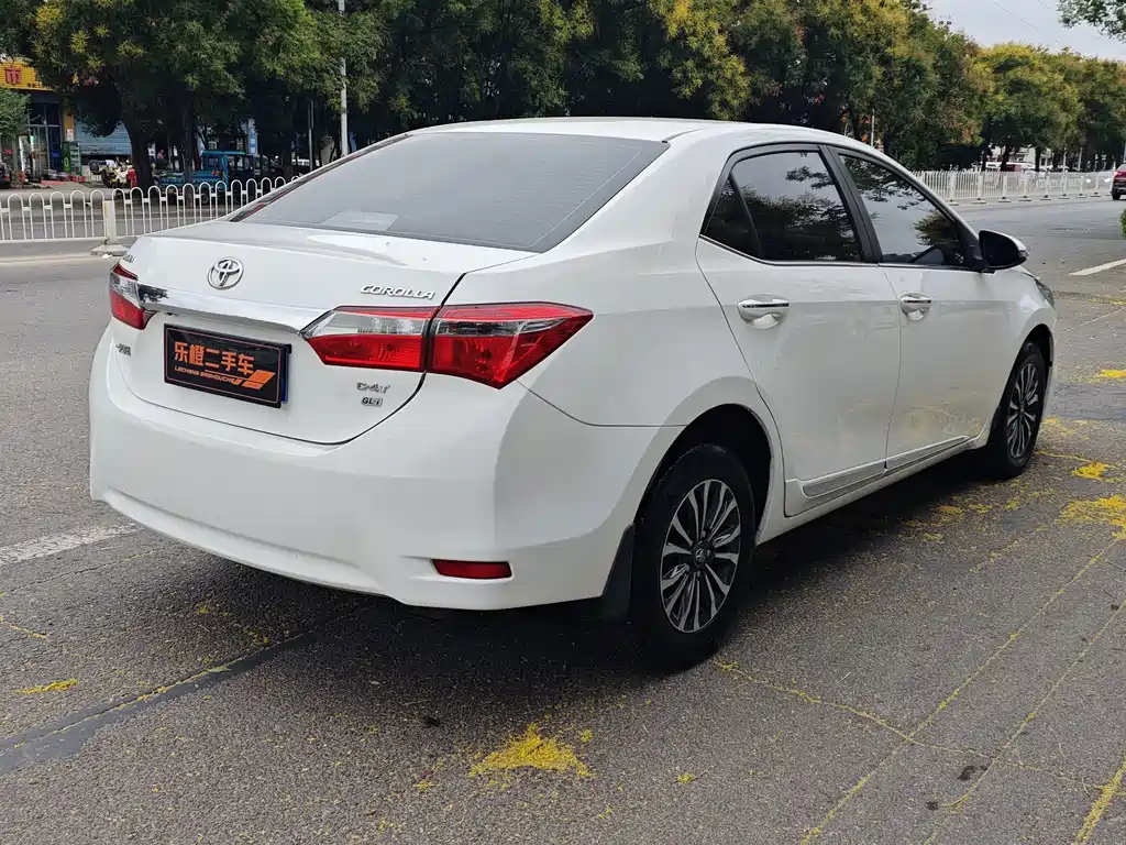 Toyota Corolla — миниатюра 5
