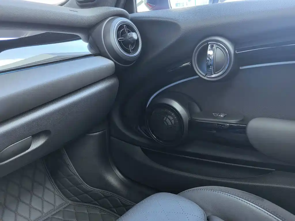 MINI Mini — миниатюра 15