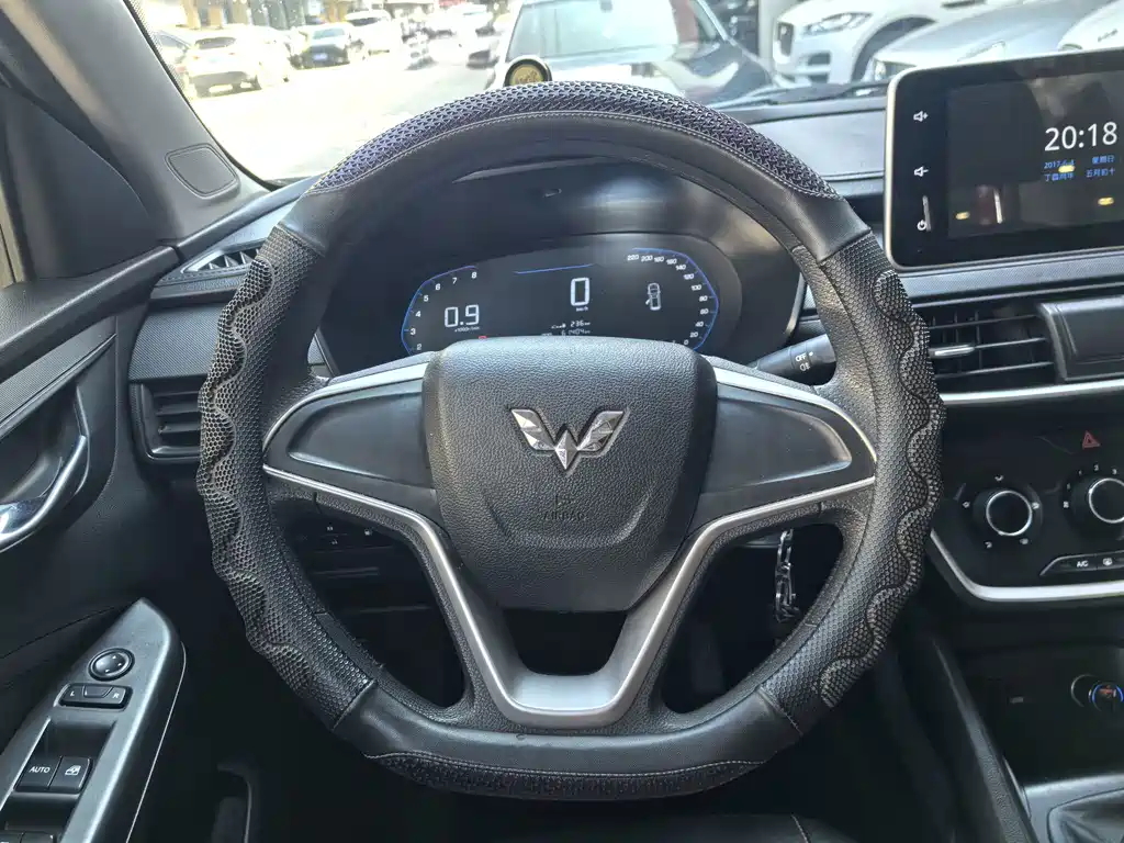 Wuling Hongguang S3 — миниатюра 14
