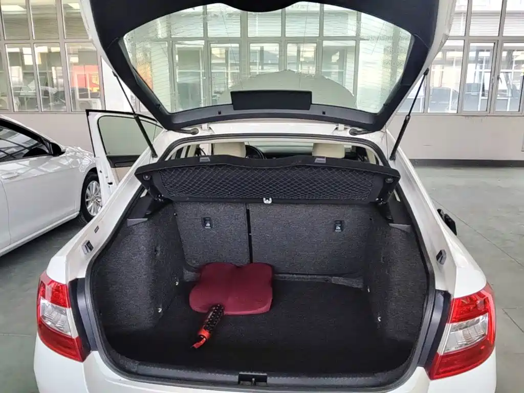 Skoda Octavia — миниатюра 20