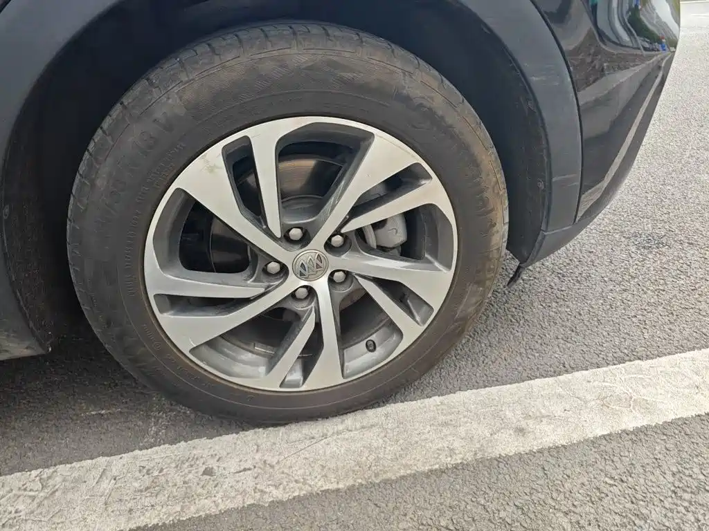 Buick Envision S — миниатюра 8