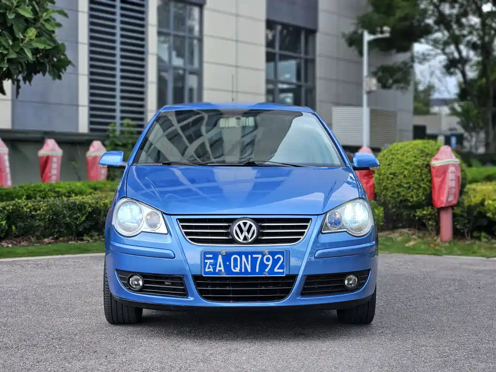 Volkswagen Polo 2007 1.4L AT
