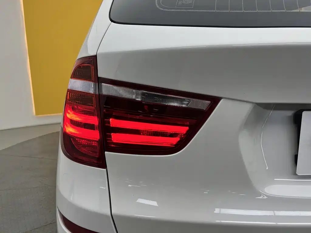 BMW X3 (Import) — миниатюра 13