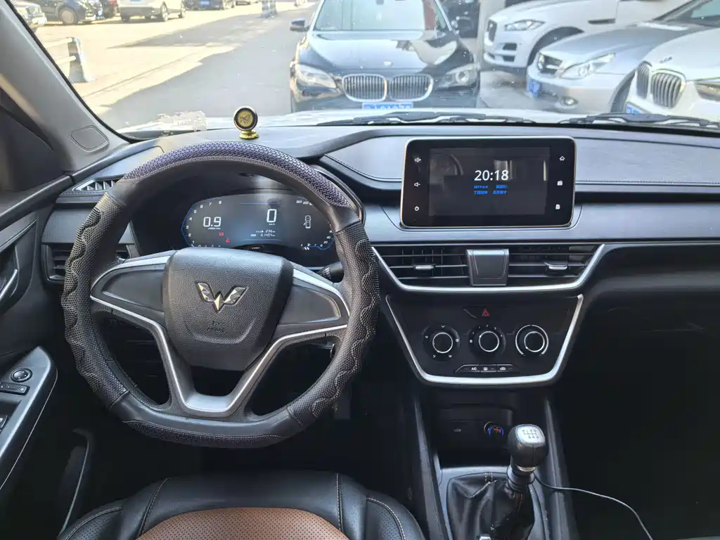 Wuling Hongguang S3 — миниатюра 13