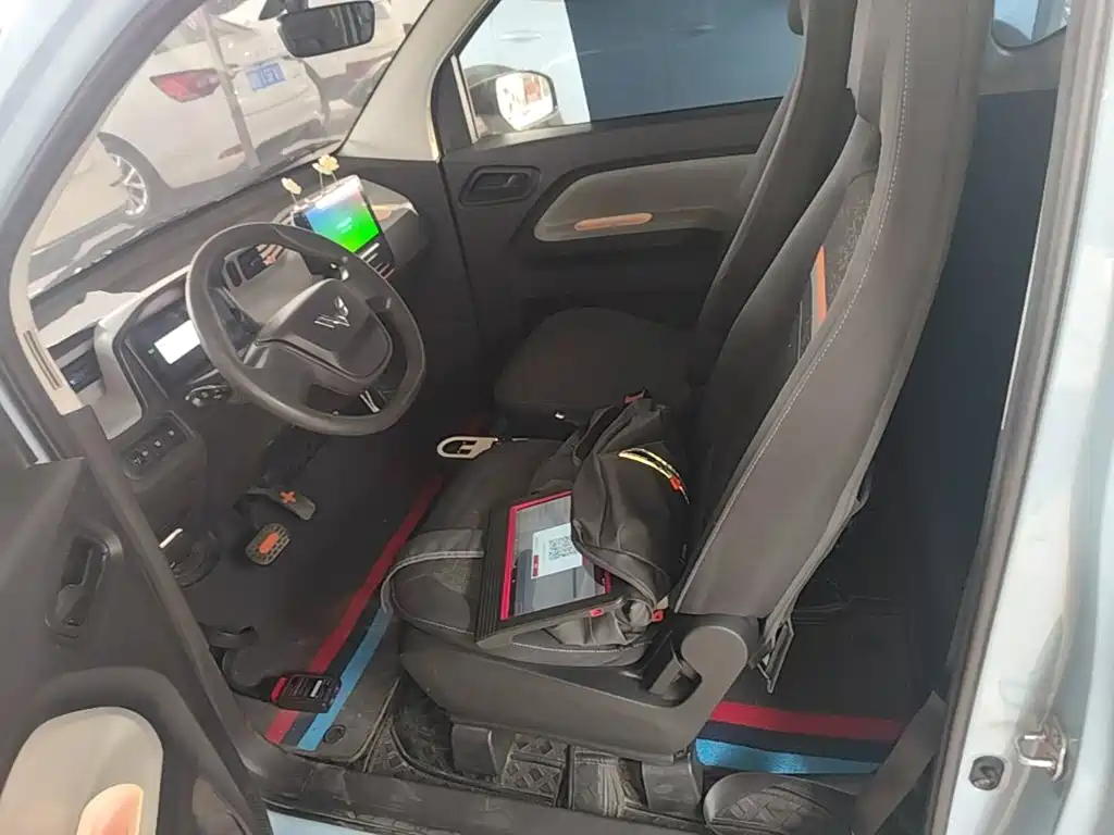 Wuling MINIEV — миниатюра 15