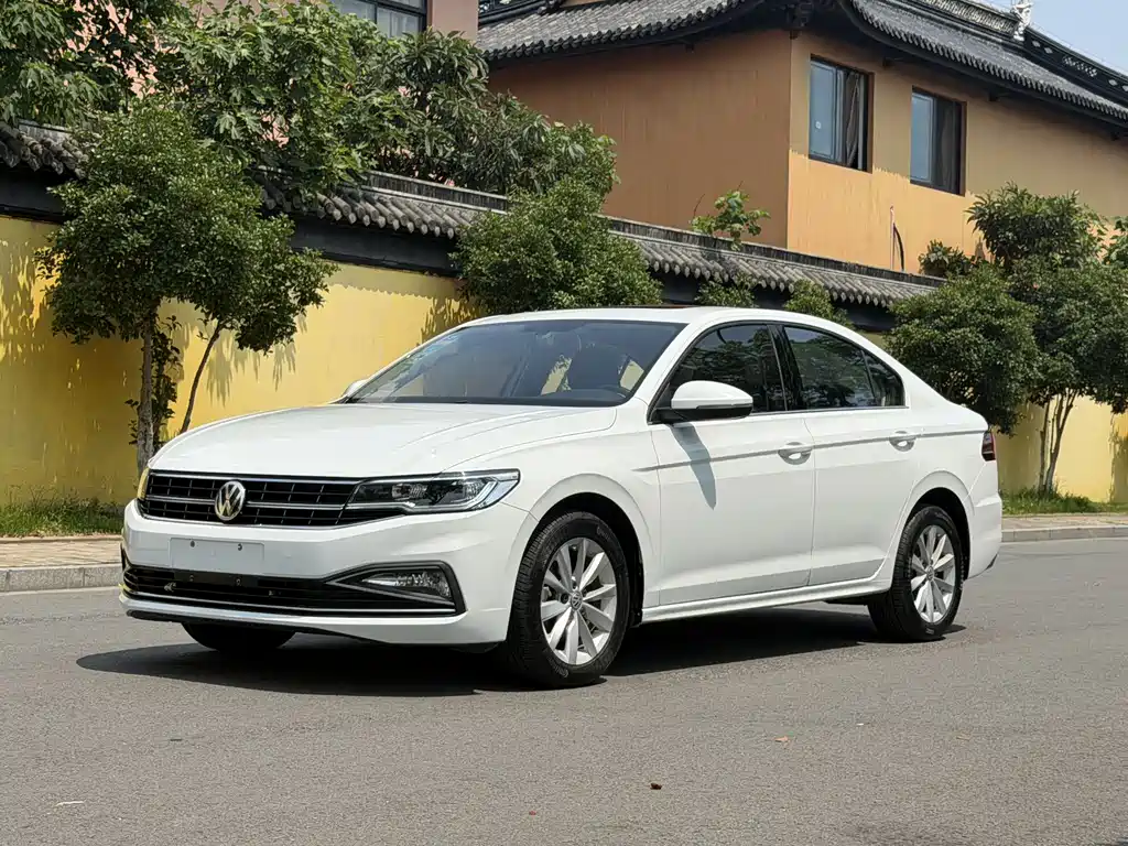 Купить Volkswagen Bora