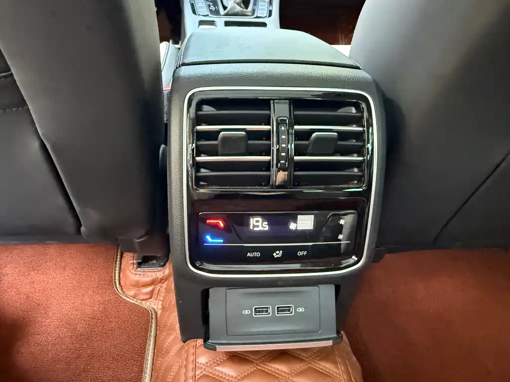 Volkswagen Magotan — миниатюра 9