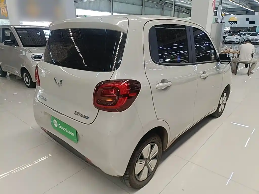 Wuling MINIEV — миниатюра 7