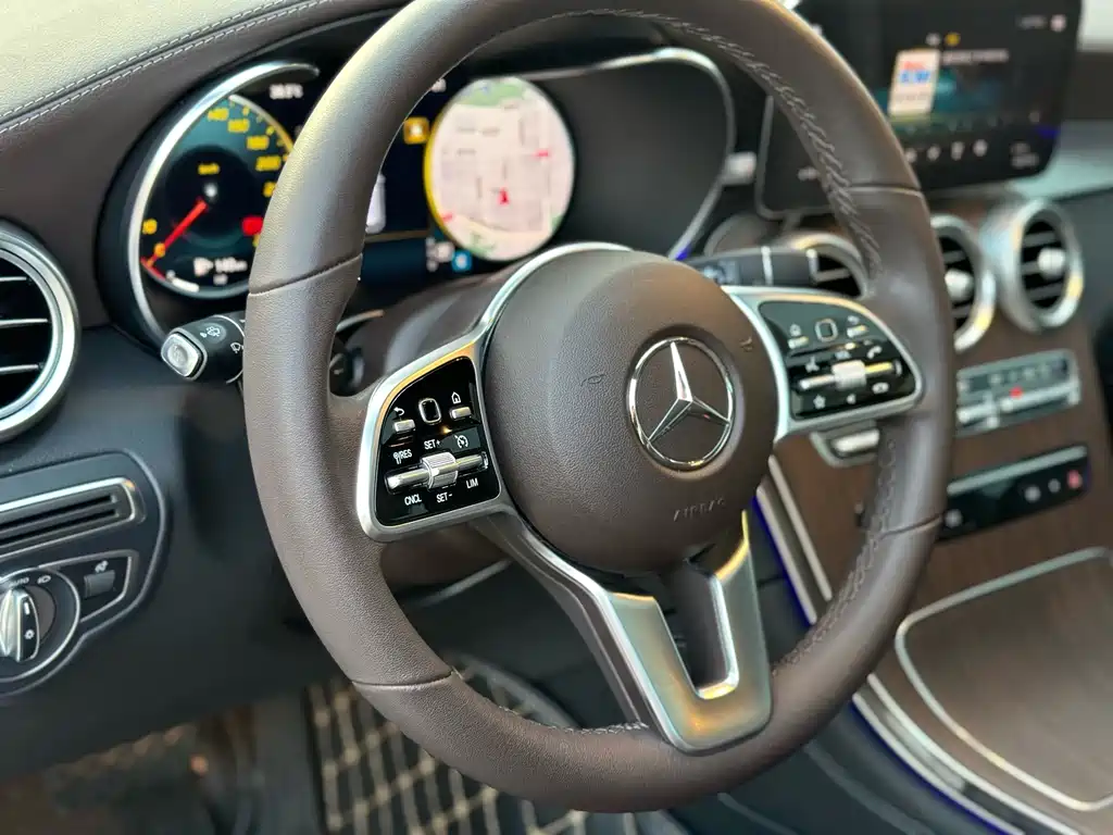 Mercedes-Benz GLC — миниатюра 15