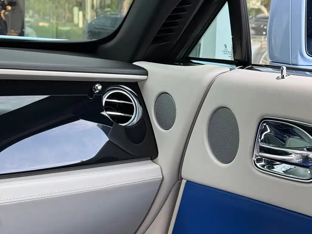Rolls-Royce Wraith — миниатюра 13