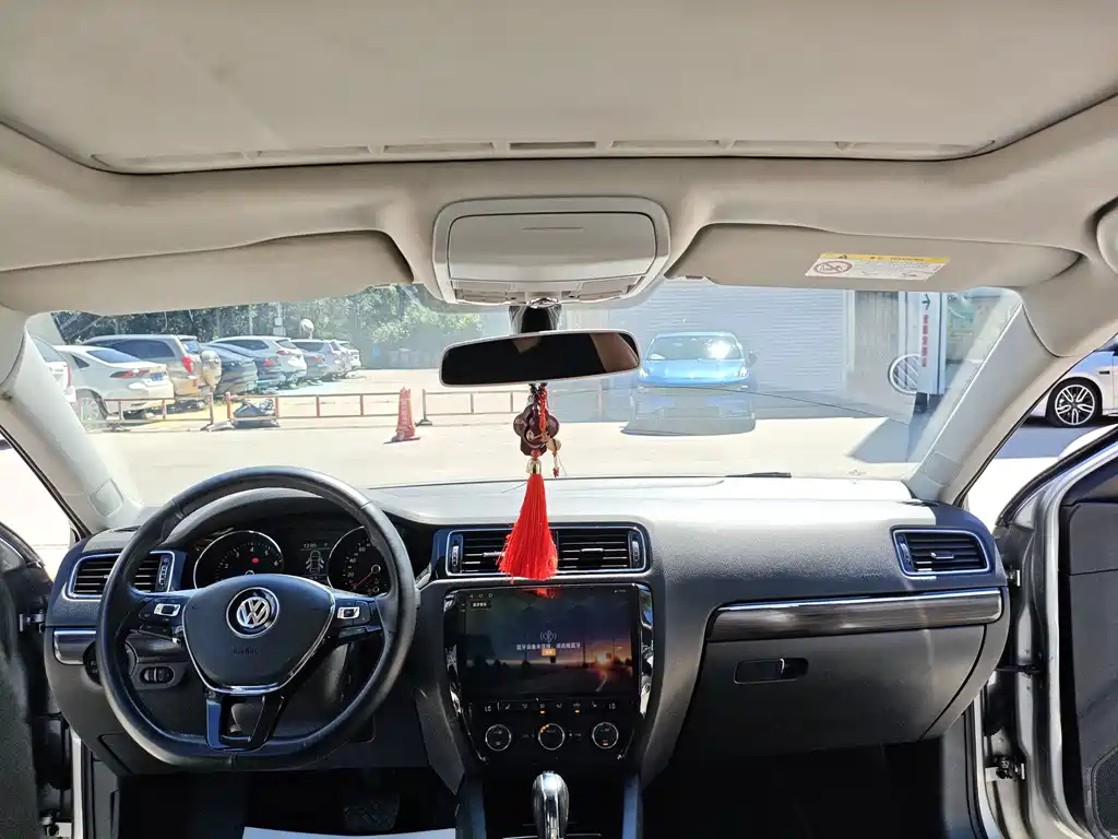 Volkswagen Sagitar — миниатюра 9
