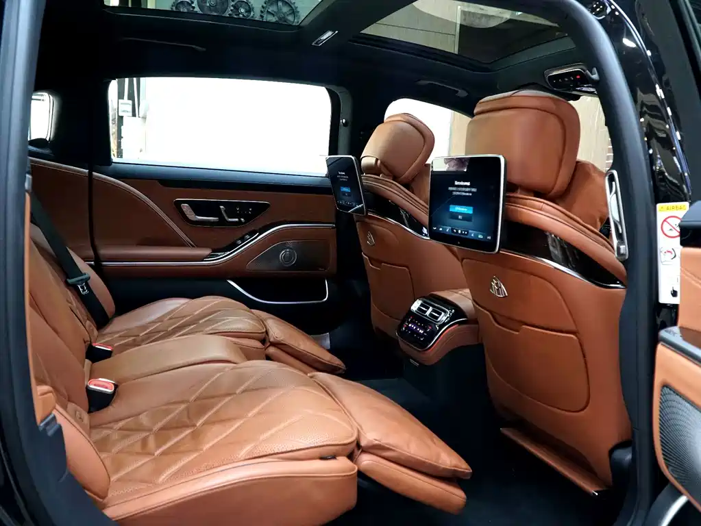 Mercedes-Benz S-Class — миниатюра 17