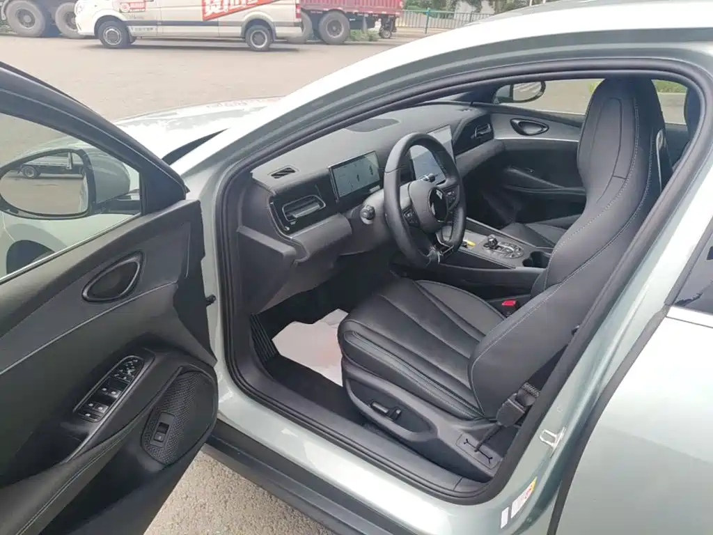 BYD Seal 06 — миниатюра 16