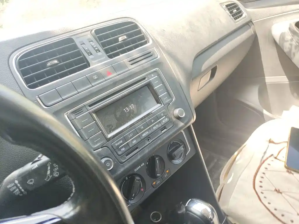 Volkswagen Polo — миниатюра 9