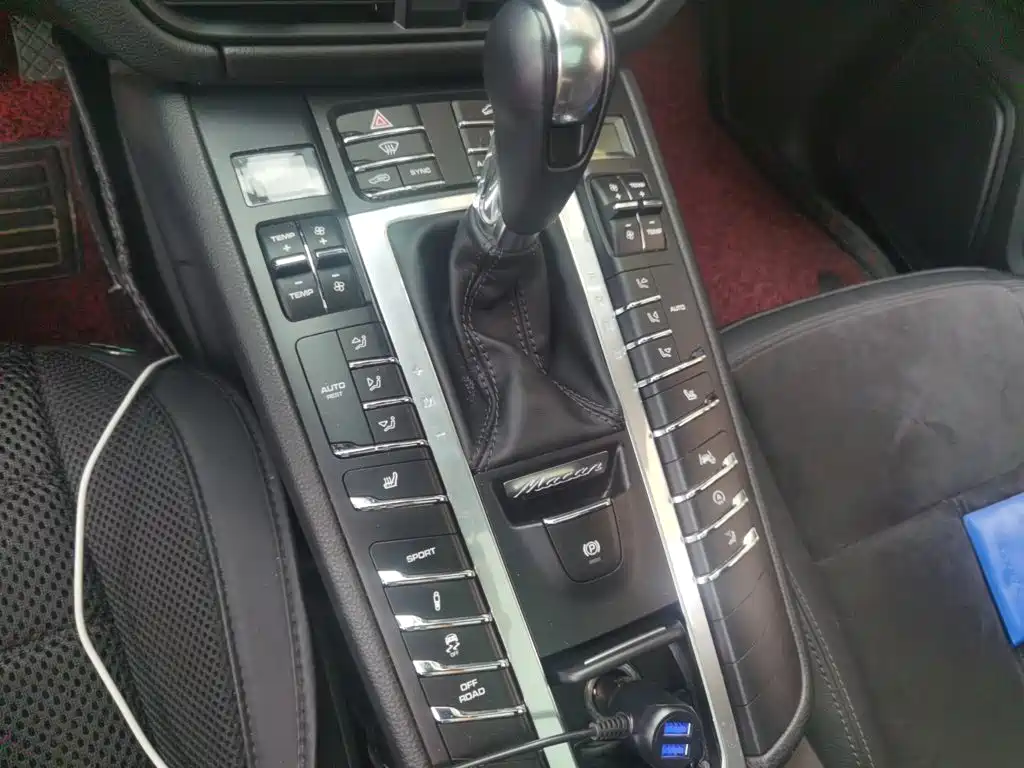 Porsche Macan — миниатюра 15