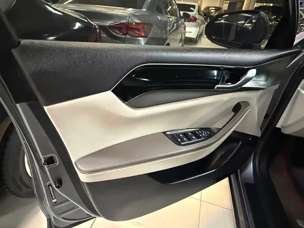 BYD Qin PLUS — миниатюра 4