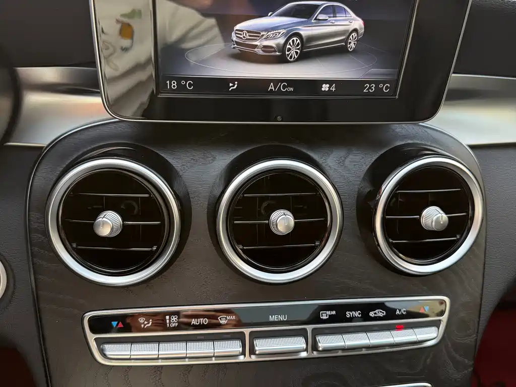 Mercedes-Benz C-Class — миниатюра 10