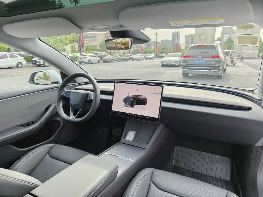Tesla Model 3 — фотографии объявления, Фото 17