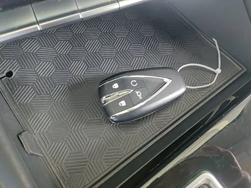 Changan Eado — миниатюра 9