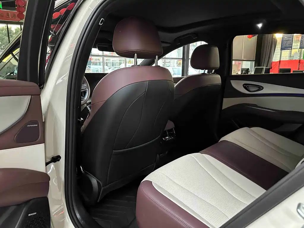 BYD Seal 07 DM-i — миниатюра 6