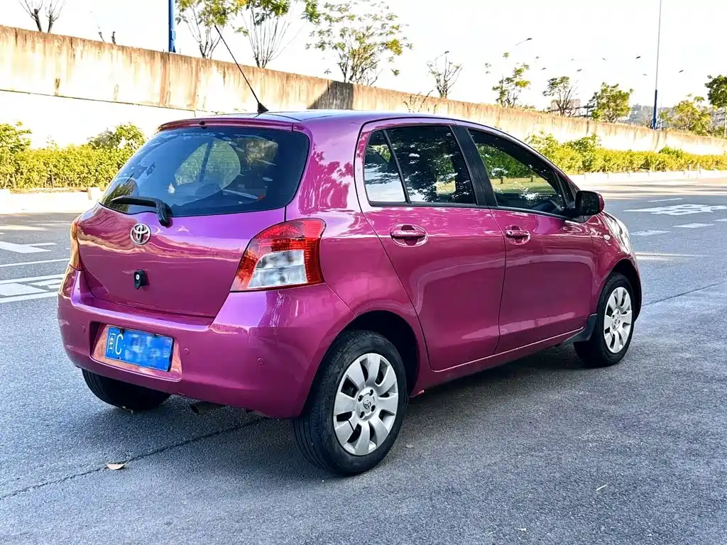 Toyota Yaris — миниатюра 4