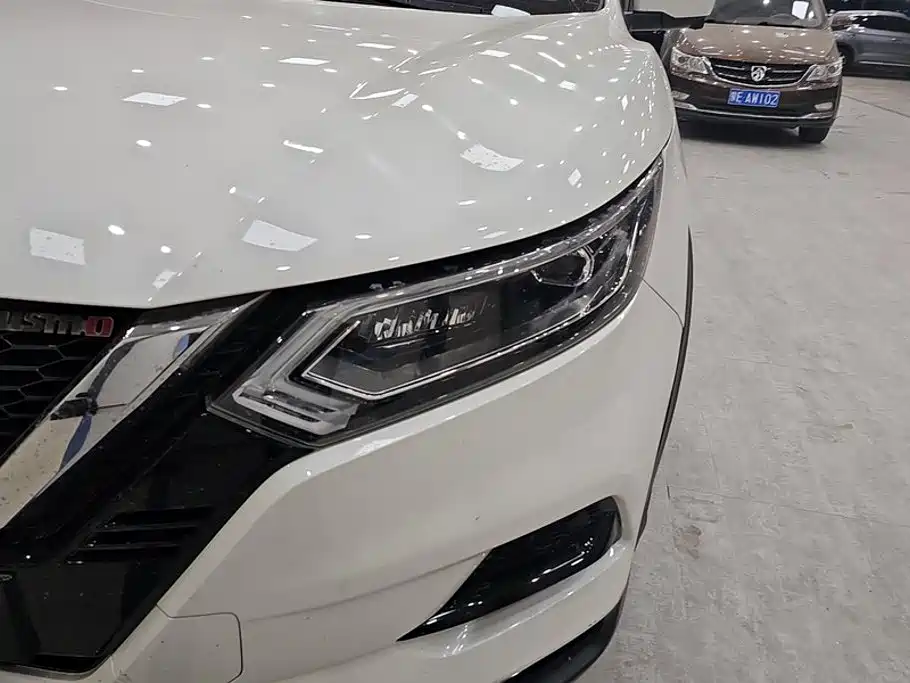 Nissan Qashqai — миниатюра 5