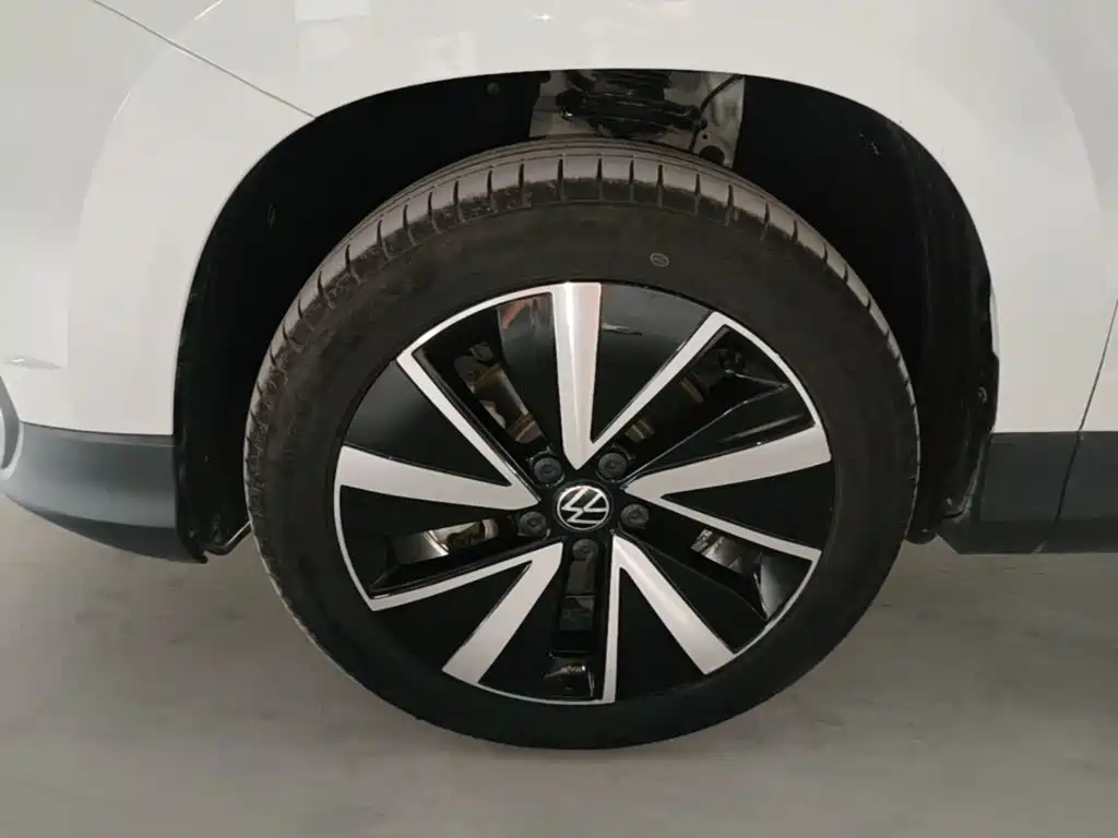 Volkswagen Tharu — миниатюра 23