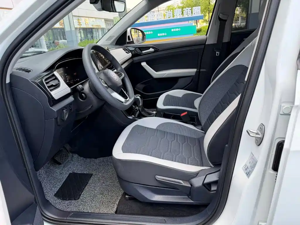 Volkswagen Tharu — миниатюра 7