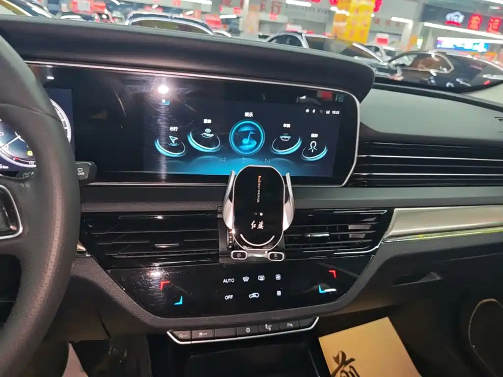 Hongqi Hongqi HS5 — миниатюра 13