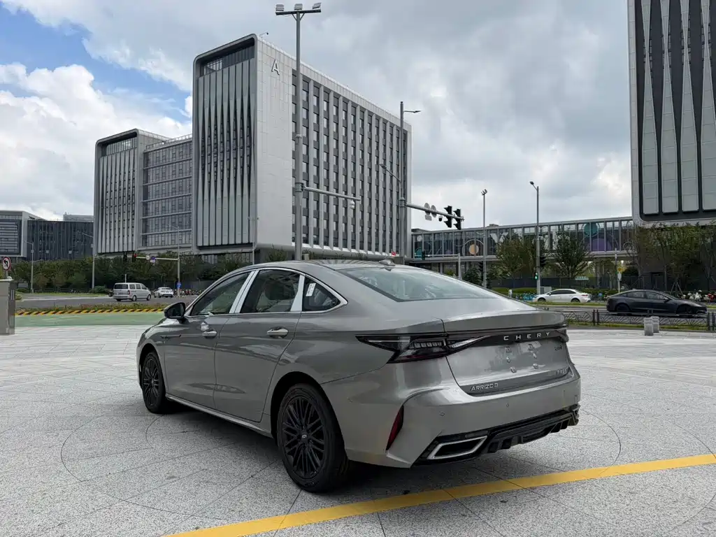 Chery Arrizo 8 — миниатюра 11