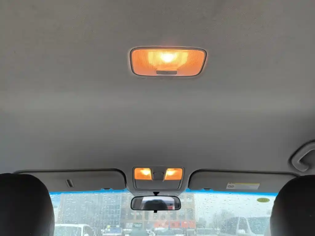 Hyundai Elantra Langdong — миниатюра 18
