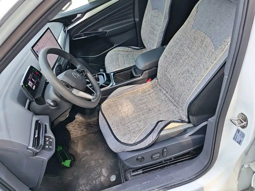 Volkswagen ID.4 Crozz — миниатюра 15