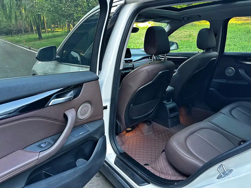 BMW X1 — миниатюра 8