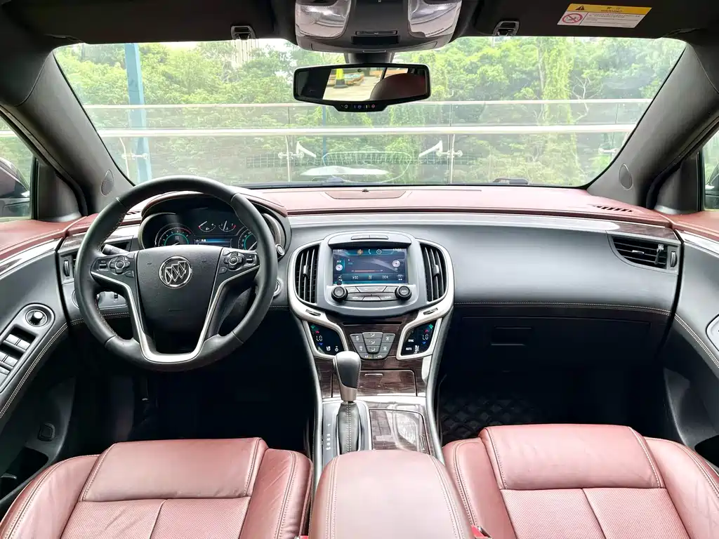 Buick LaCrosse — миниатюра 7