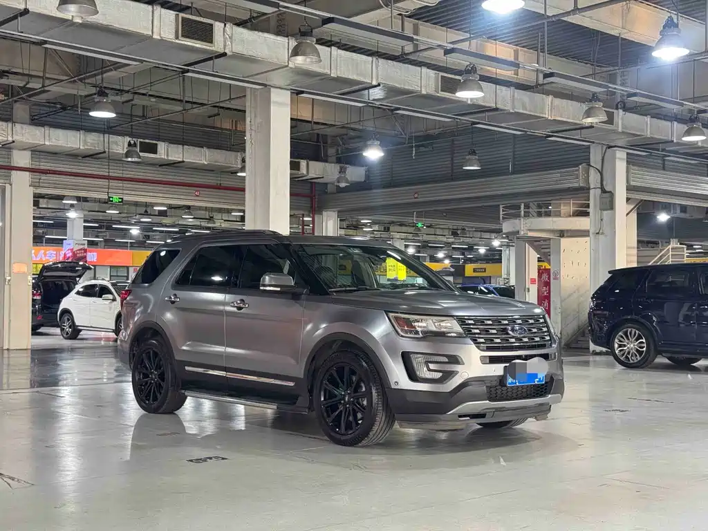 Ford Explorer (Import) — миниатюра 3