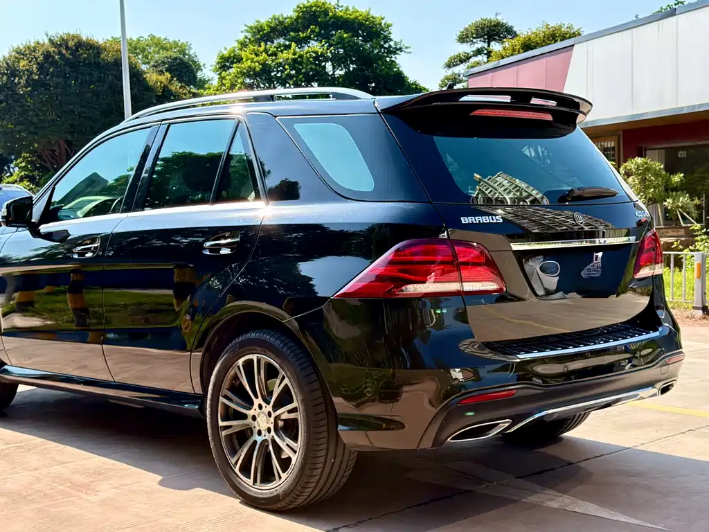 Mercedes-Benz GLE (Import) — миниатюра 14