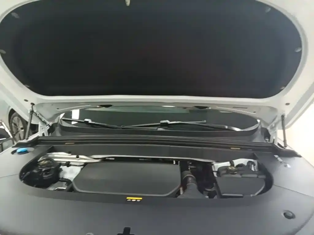Li Auto Li L6 — миниатюра 20