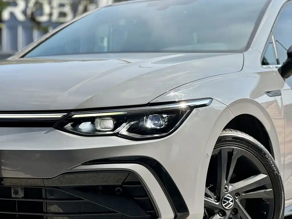 Volkswagen Golf — миниатюра 2