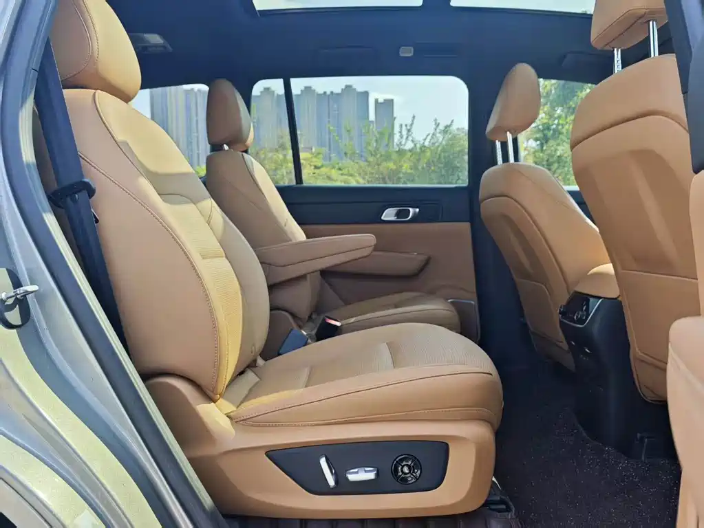 Li Auto Li ONE — миниатюра 17