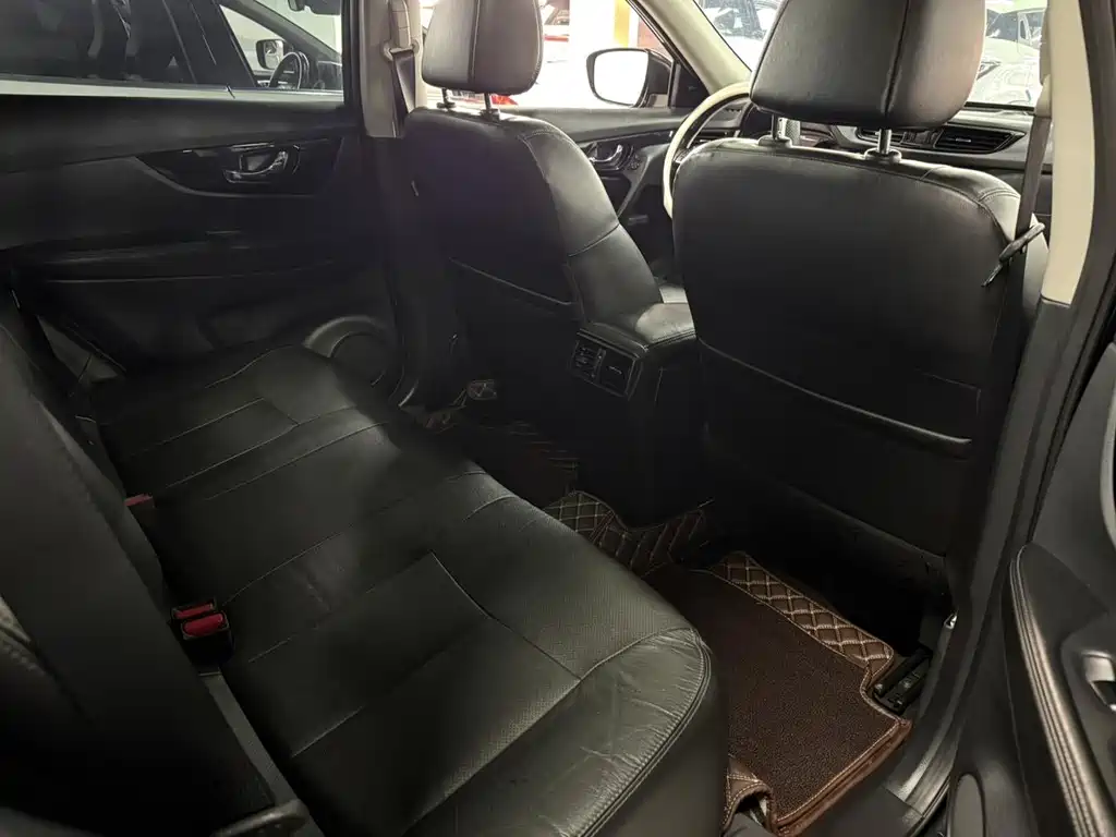 Nissan X-Trail — миниатюра 20